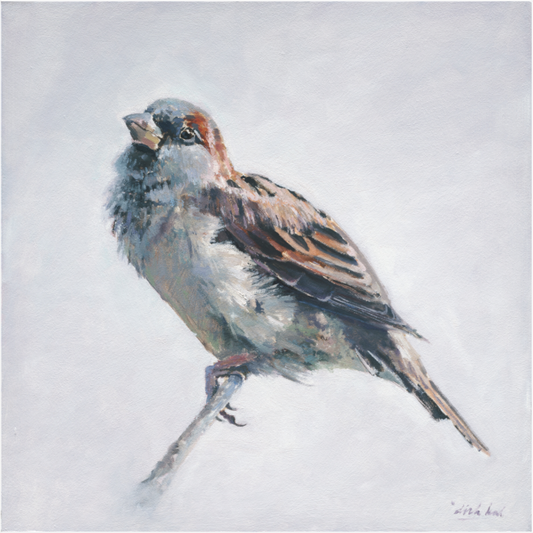 Schilderij van een mus op een tak, in realistische stijl met warme bruin- en grijstinten tegen een lichte achtergrond.